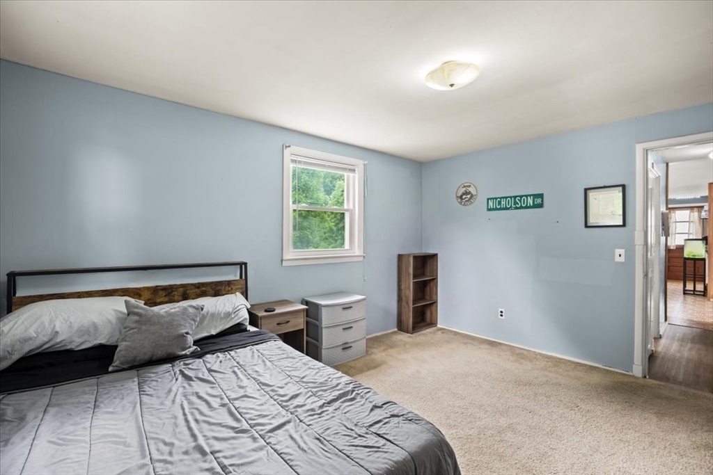 266 W Main St