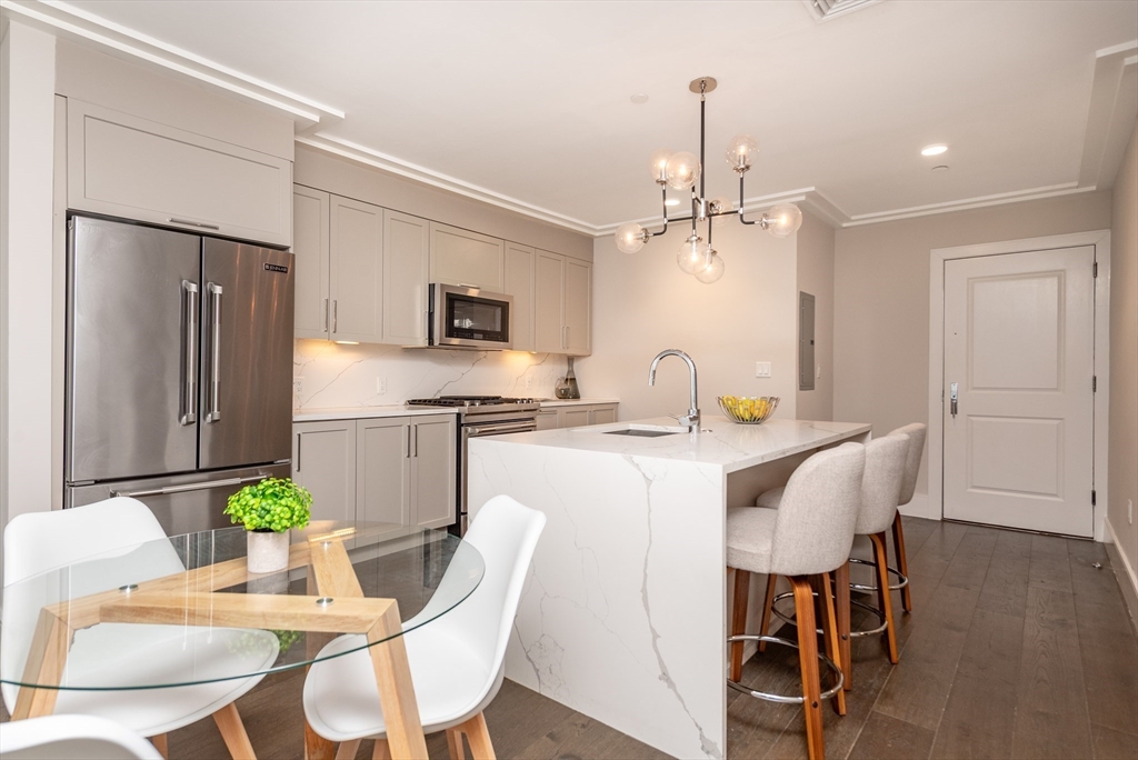 214 Market Street 201