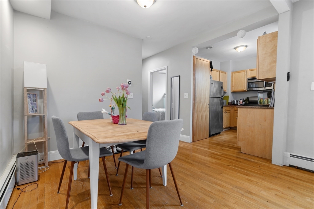 331 E St 2