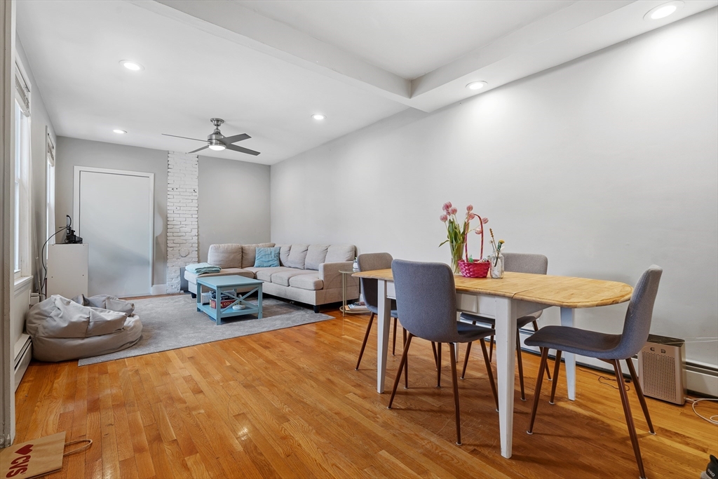 331 E St 2