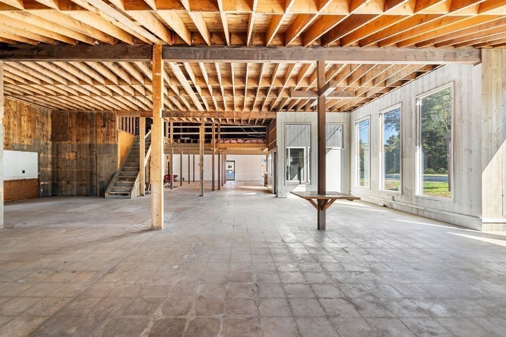 154 Elm