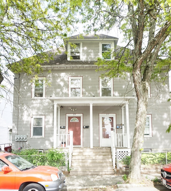 27 Bourne St