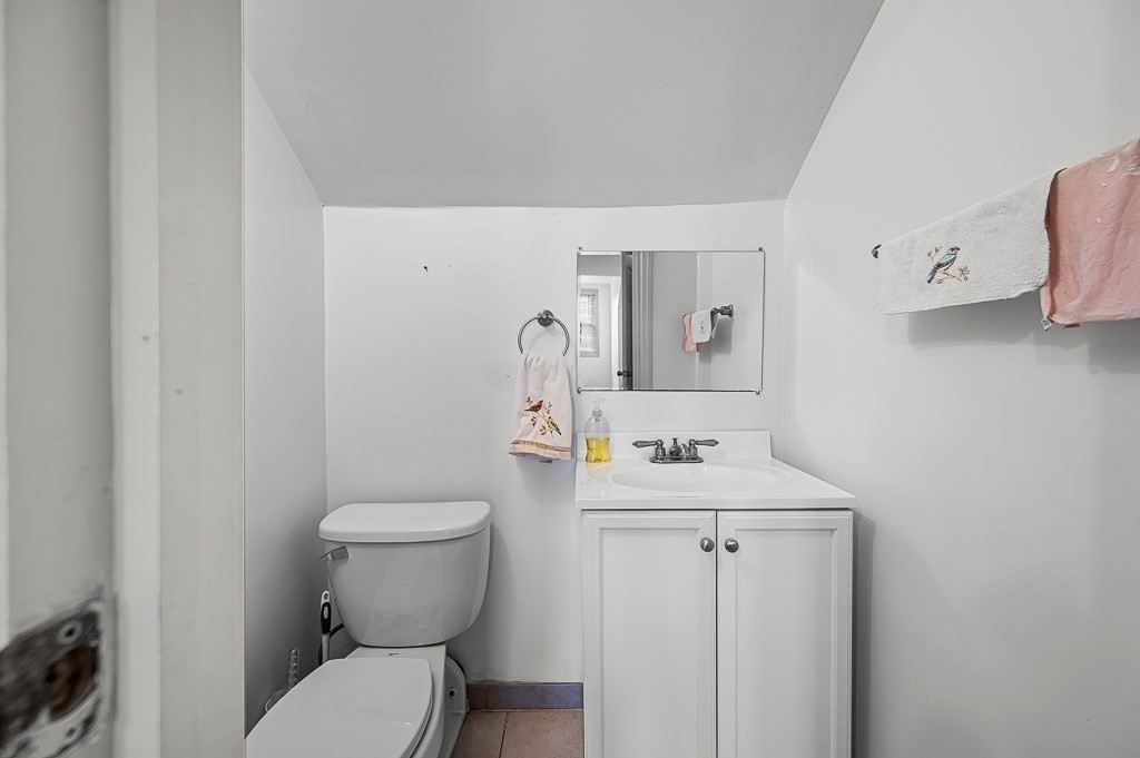 352 Daniels St, Fitchburg, MA Photo #20