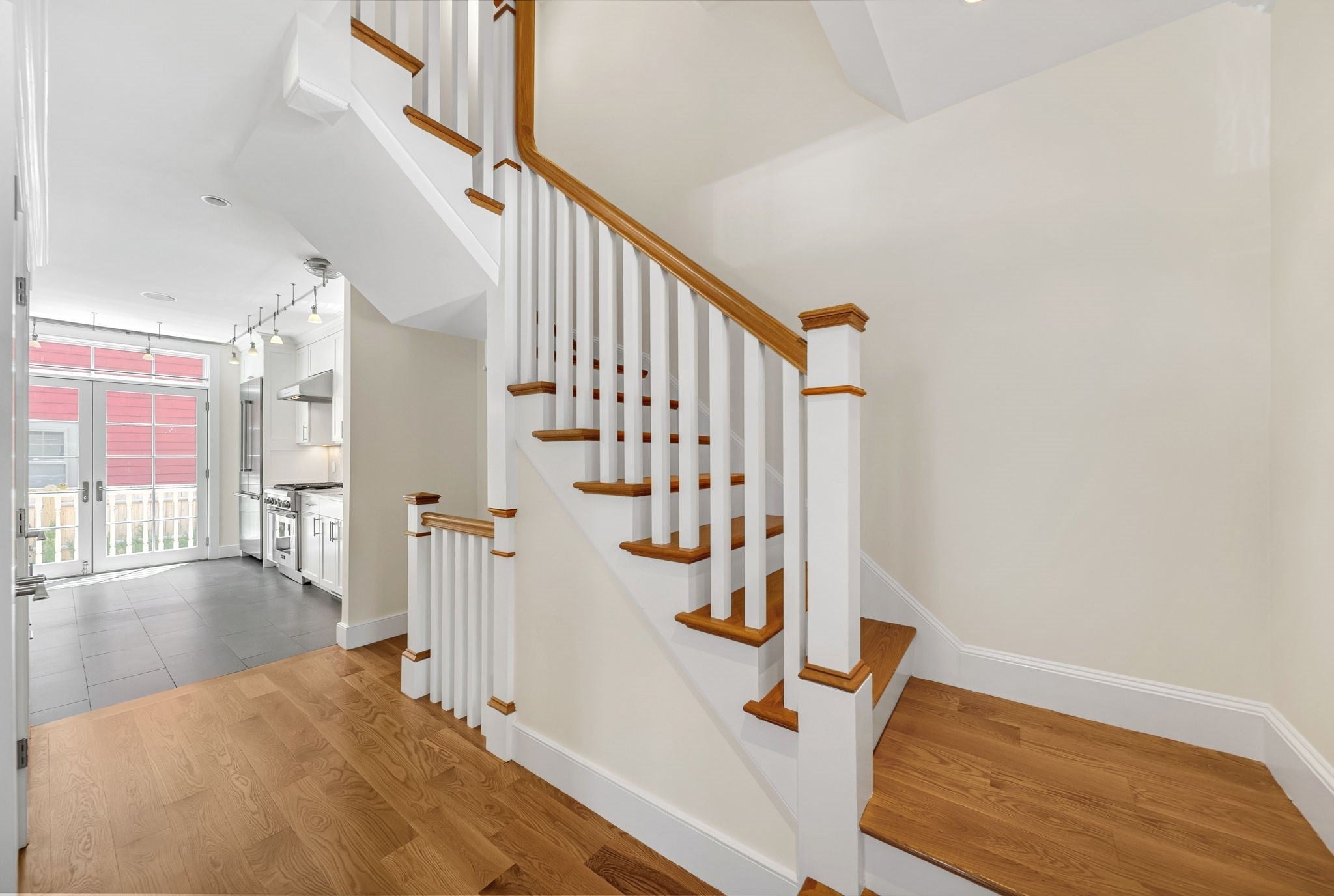 2 Kenway St