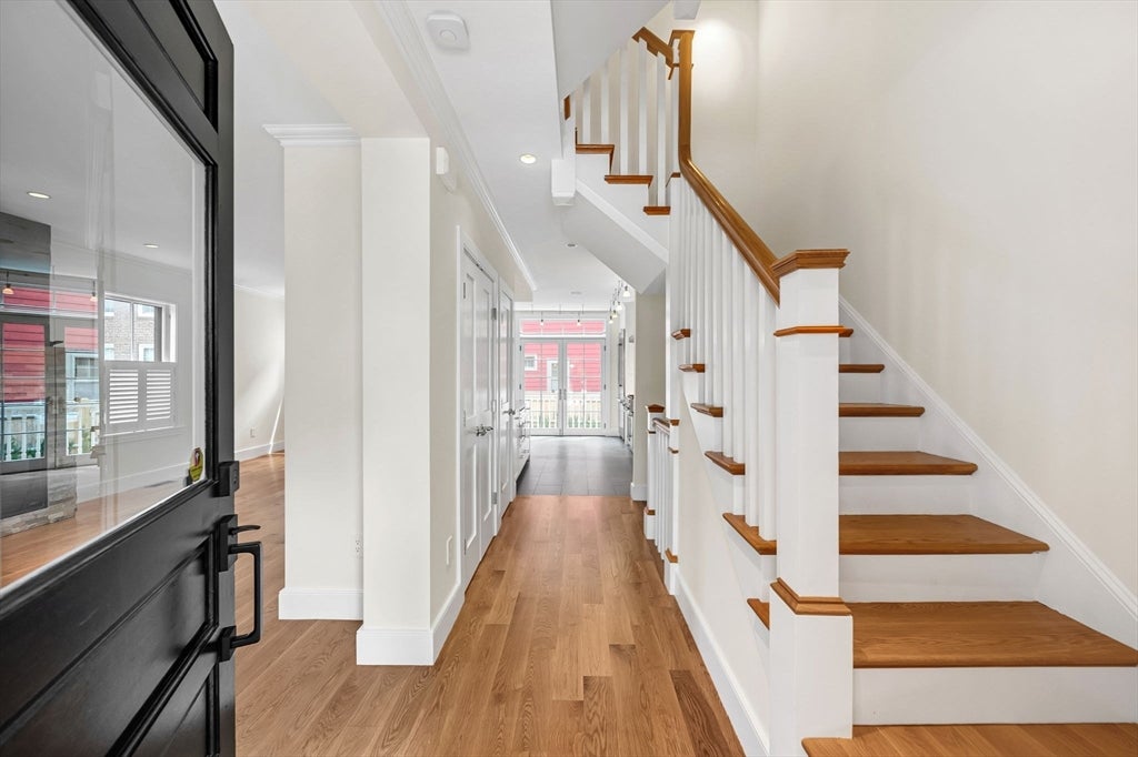 2 Kenway St