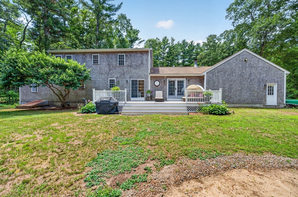 888 Walnut Plain Rd, Rochester, MA Photo #2