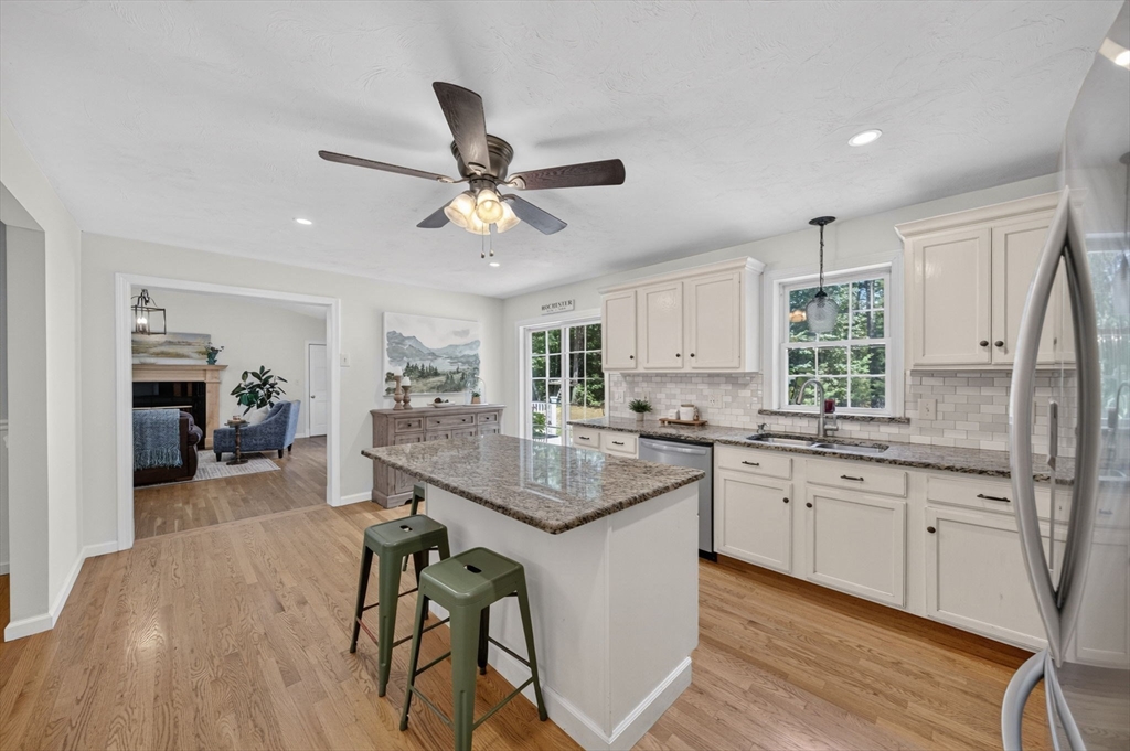 888 Walnut Plain Rd, Rochester, MA Photo #12