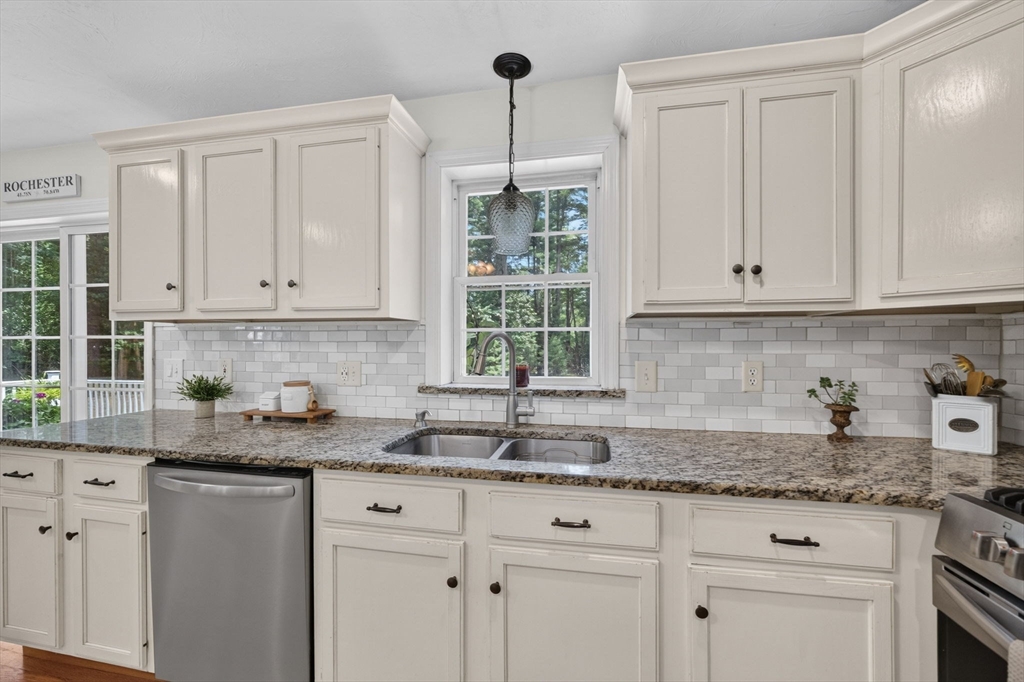 888 Walnut Plain Rd, Rochester, MA Photo #13
