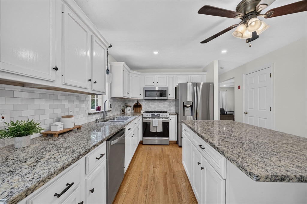 888 Walnut Plain Rd, Rochester, MA Photo #16
