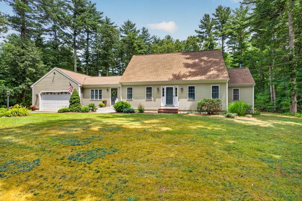 888 Walnut Plain Rd, Rochester, MA Photo #1