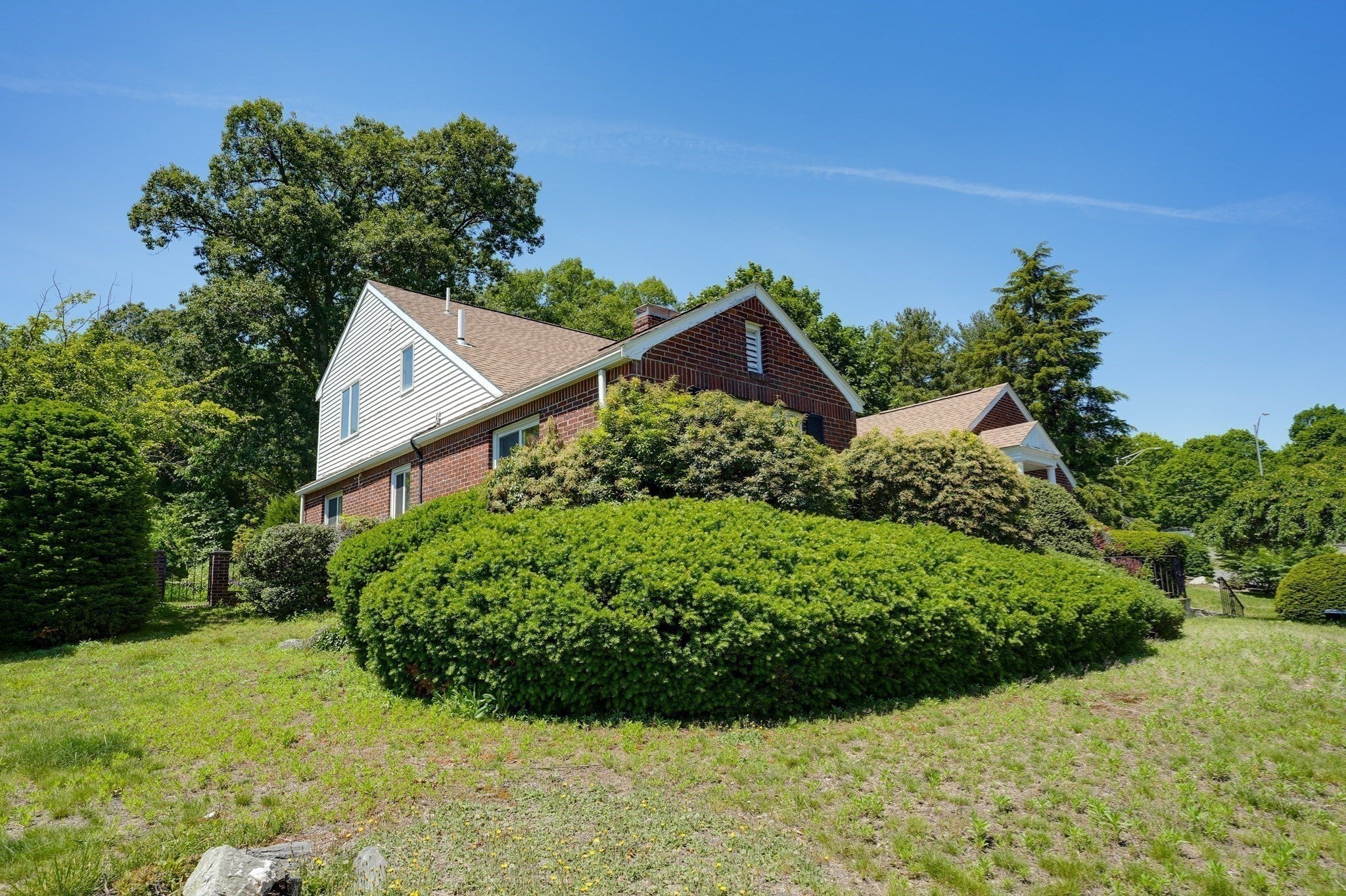 262 Clifton St, Belmont MA 02478