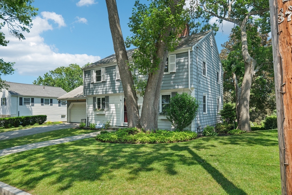 56 Conrad Rd