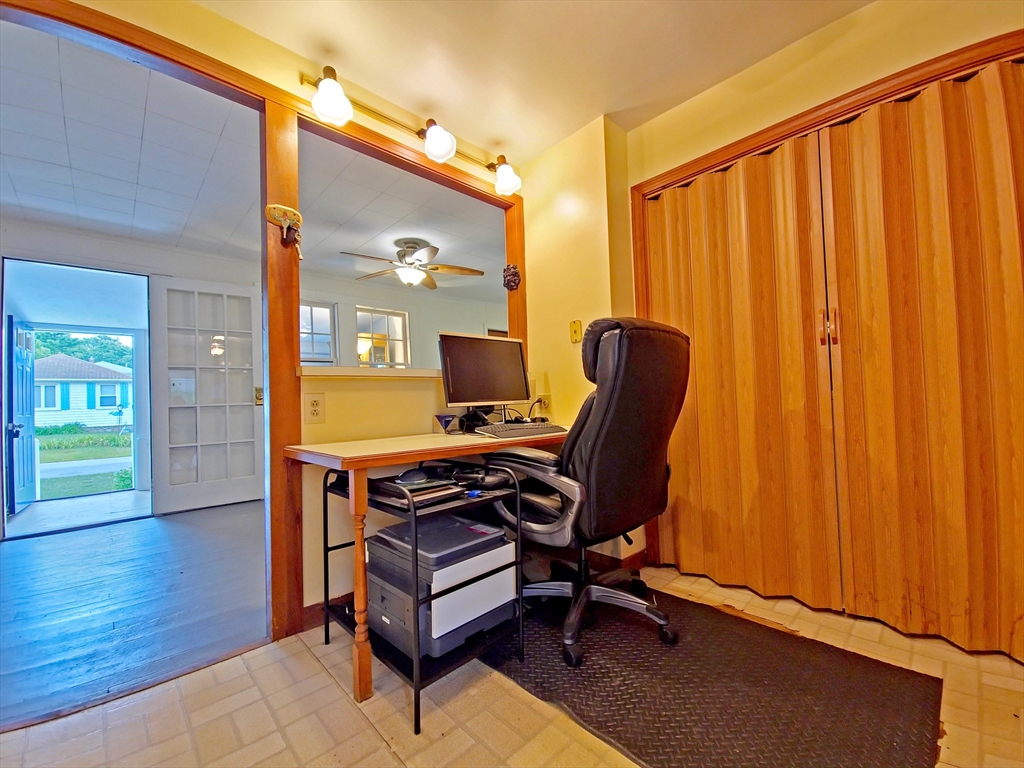15 Fir St