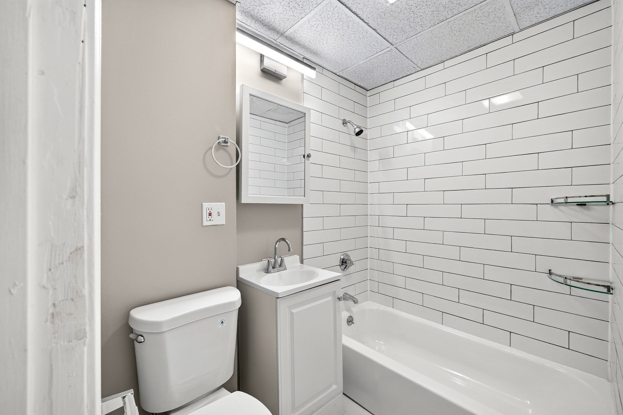 54 Shirley Ave #3, Revere, MA, 54 Shirley Ave #3, Revere, MA Photo #7