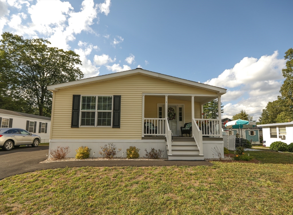 3 B Street