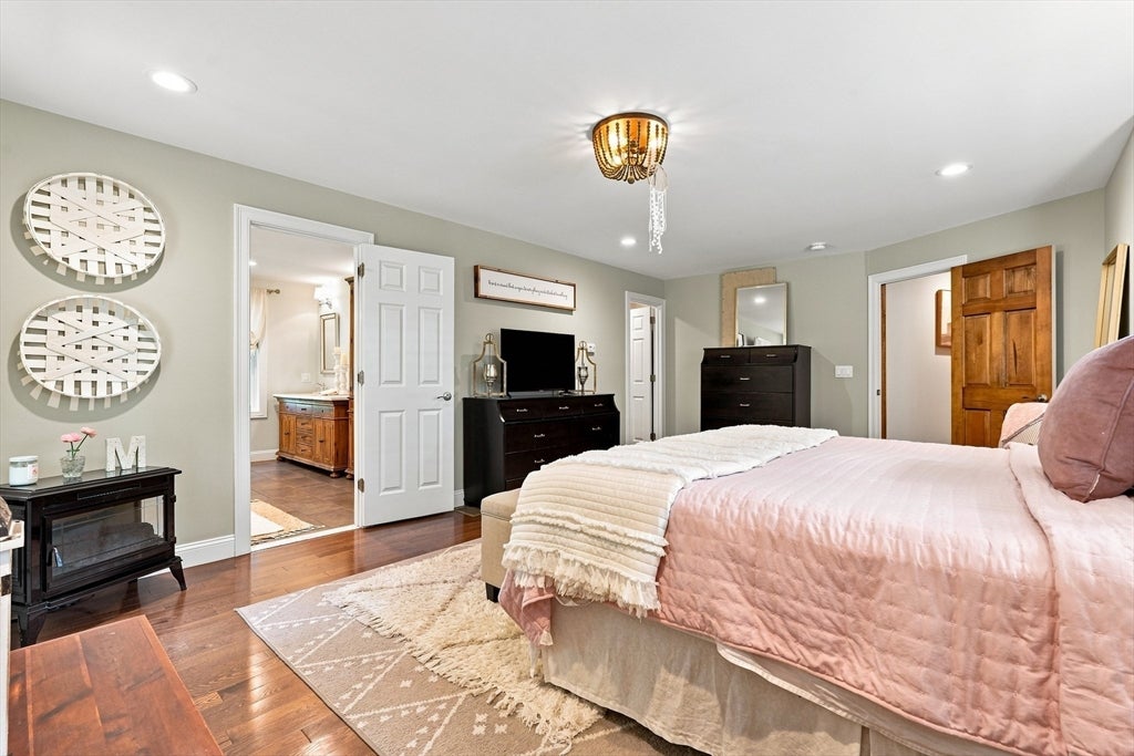 51 Barton Ave, Belchertown, MA, 51 Barton Ave, Belchertown, MA Photo #20