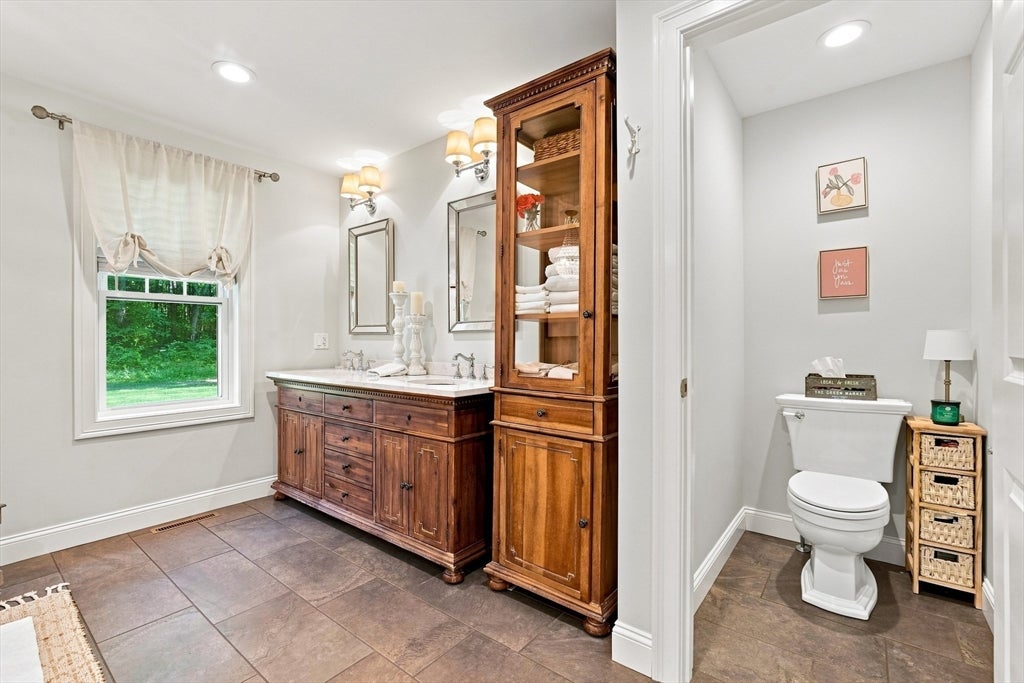 51 Barton Ave, Belchertown, MA, 51 Barton Ave, Belchertown, MA Photo #21