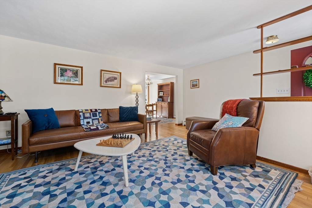 41 Englewood Rd