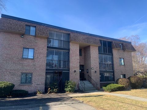 Photo of 33 Washington Street #1, Medford, MA 02155 (MLS # 73490955)