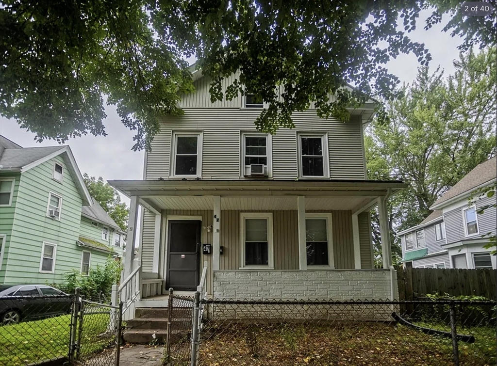47 Taylor St, Holyoke, MA, 47 Taylor St, Holyoke, MA Photo #2
