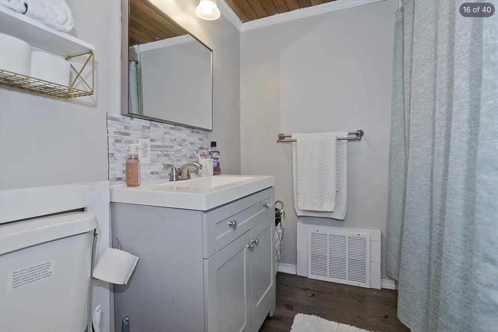 47 Taylor St, Holyoke, MA, 47 Taylor St, Holyoke, MA Photo #16