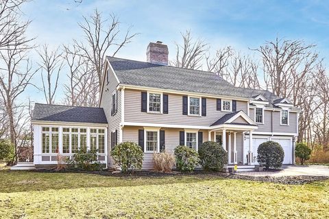 9 Greenwood Road Reading MA 01867