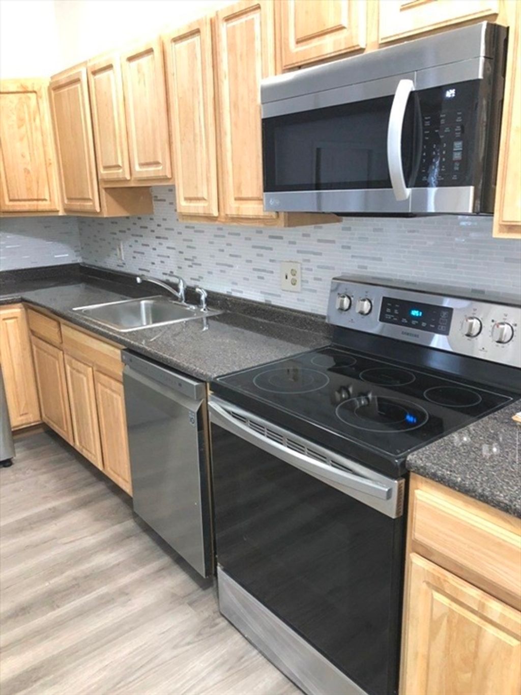 Photo of 122 Berkshire Street #3(2B), Cambridge, MA 02141 (MLS # 73463941)