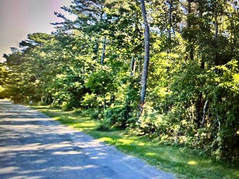 28 Blue Castle Dr Mashpee MA 02649