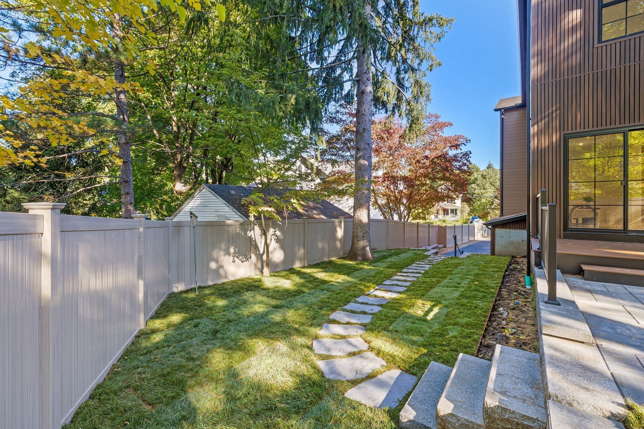 6 Sheridan St, Lexington, MA Photo #38