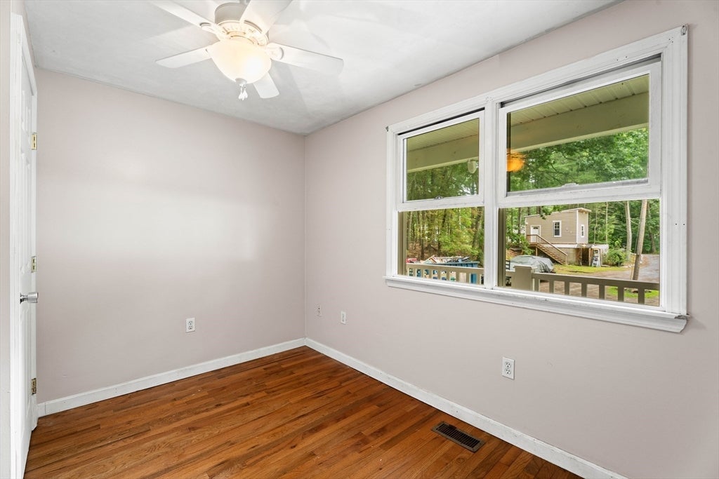 10 Albert ST, Billerica, MA Photo #20