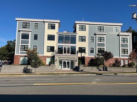 45 Spring Street 18 Boston MA 02132