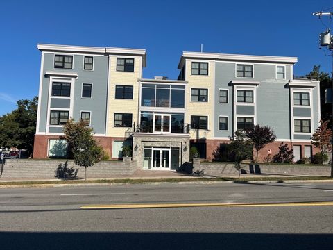 45 Spring Street 18 Boston MA 02132