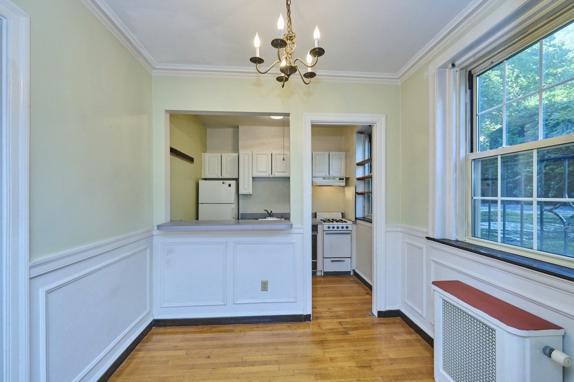 7 Arlington St 4