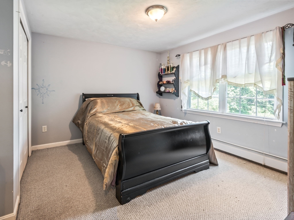 4 Commonwealth Ave, Auburn, MA Photo #27