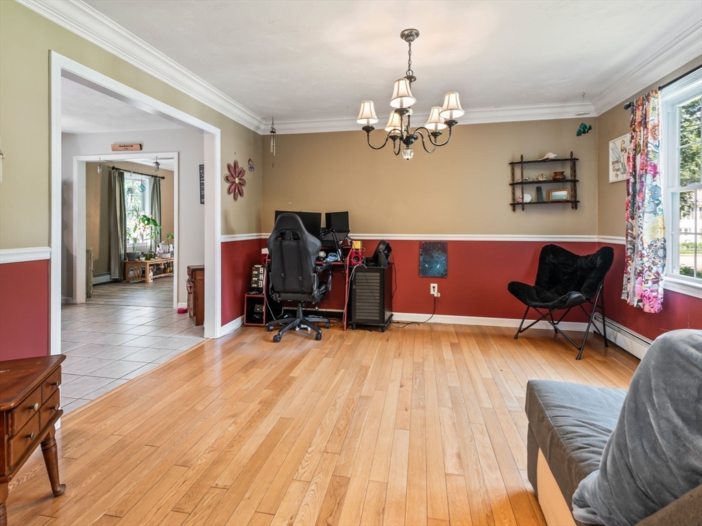 4 Commonwealth Ave, Auburn, MA Photo #18