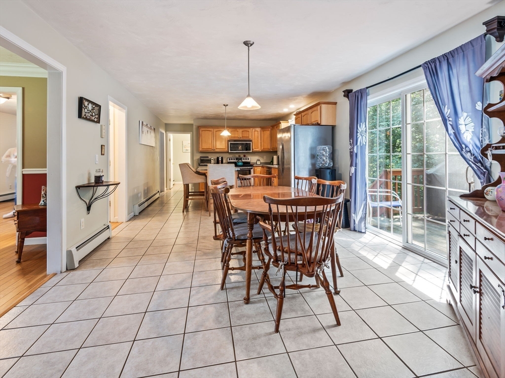4 Commonwealth Ave, Auburn, MA Photo #13