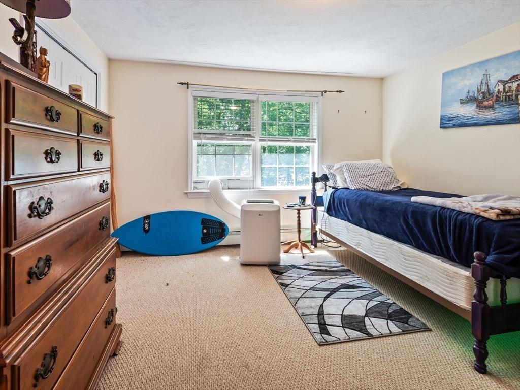 4 Commonwealth Ave, Auburn, MA Photo #29
