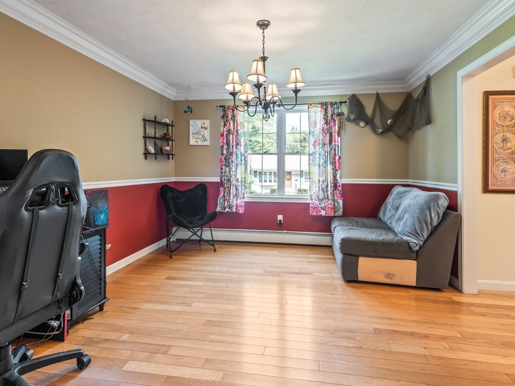 4 Commonwealth Ave, Auburn, MA Photo #17
