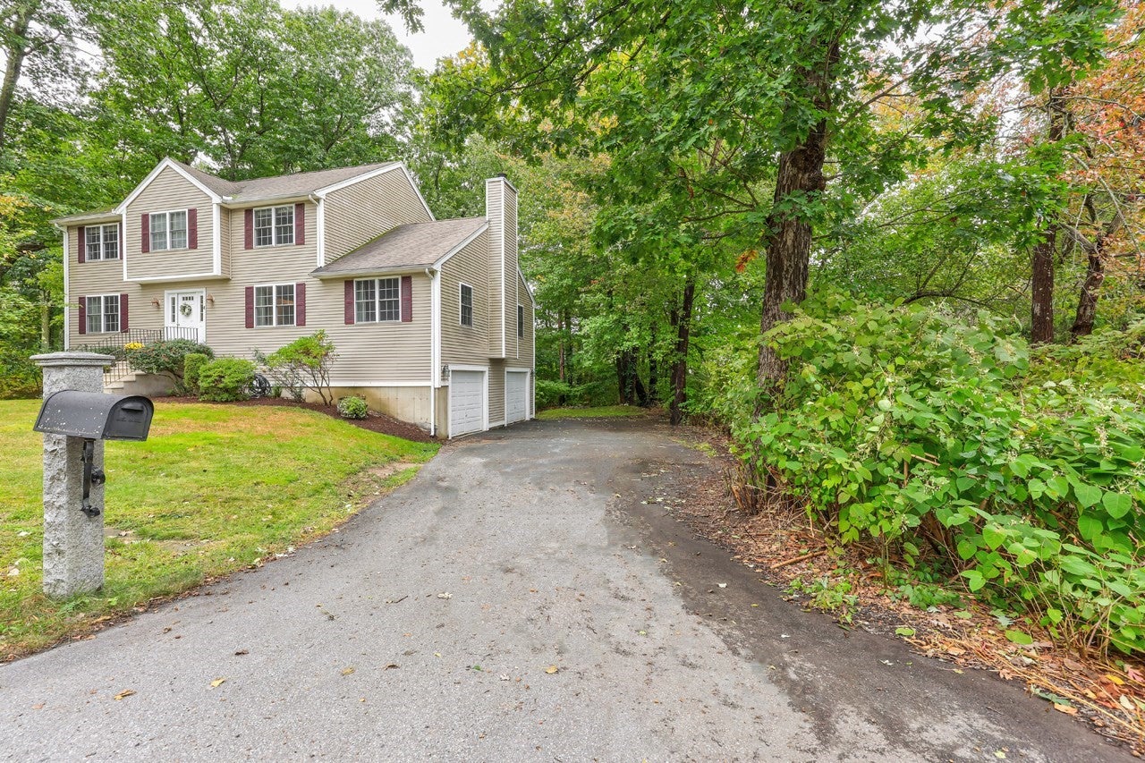4 Commonwealth Ave