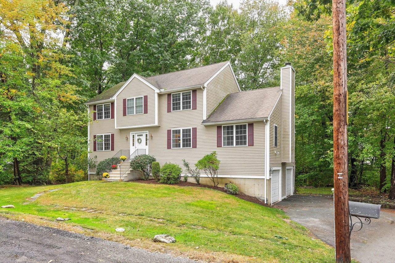 4 Commonwealth Ave