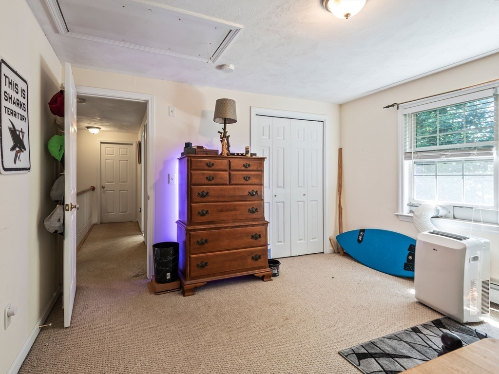4 Commonwealth Ave, Auburn, MA Photo #31
