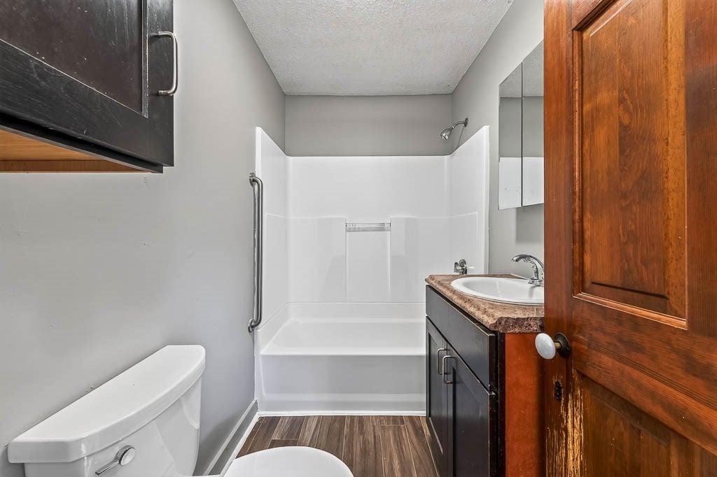 16 Walnut St, Taunton, MA, 16 Walnut St, Taunton, MA Photo #20