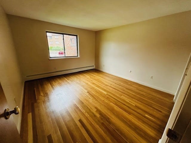 Waltham, Massachusetts 02453, United States, 2 Bedrooms Bedrooms, ,1 BathroomBathrooms,Residential,Active,195390