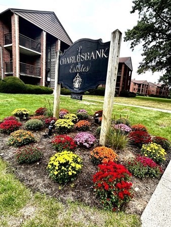 Waltham, Massachusetts 02453, United States, 2 Bedrooms Bedrooms, ,1 BathroomBathrooms,Residential,Active,195390