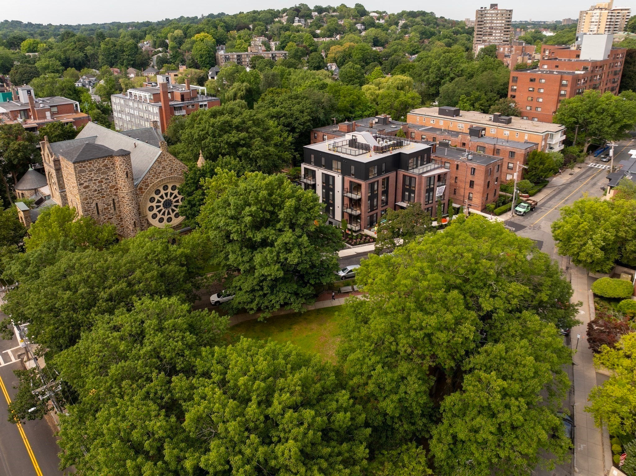 80 Vernon Street #2A, Brookline, MA Photo #10