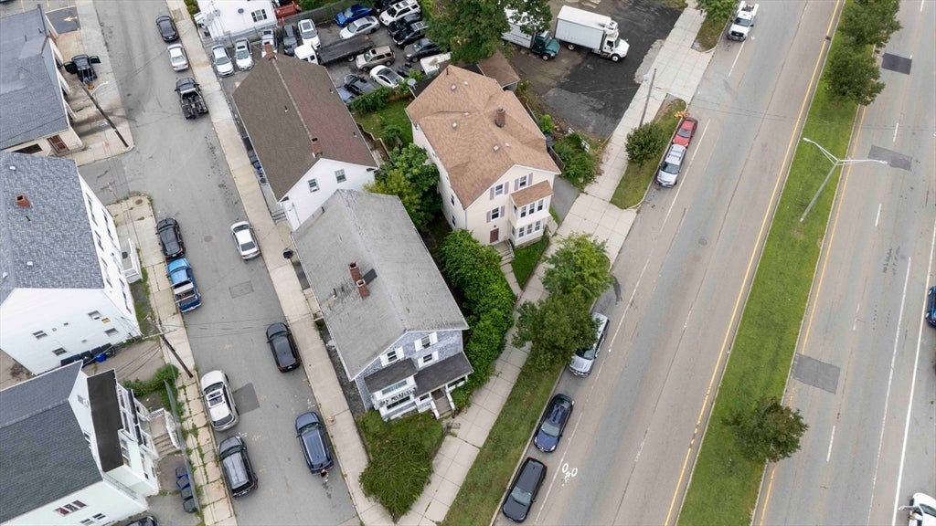 593 Plymouth Ave