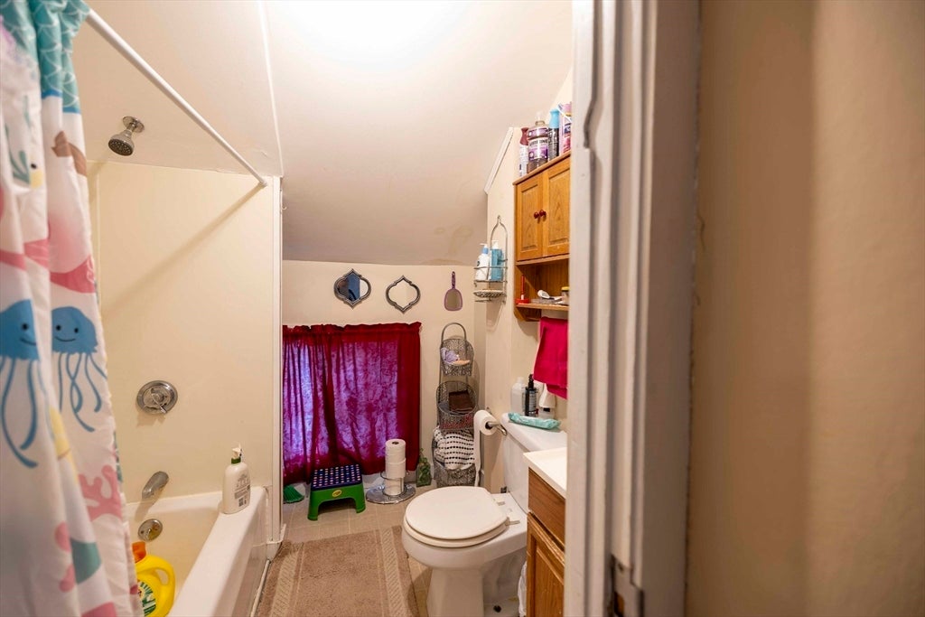 593 Plymouth Ave, Fall River, MA, 593 Plymouth Ave, Fall River, MA Photo #9