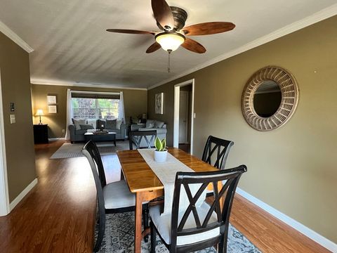 4 Crestview Drive 54 Spencer MA 01562