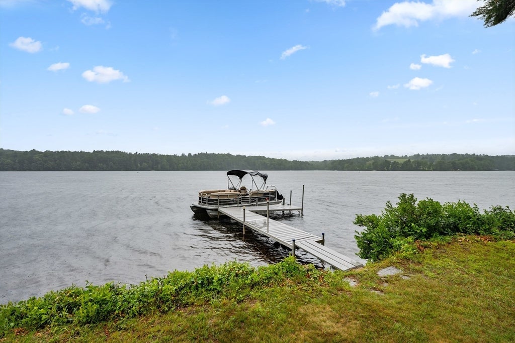 14 Demond Pond Row