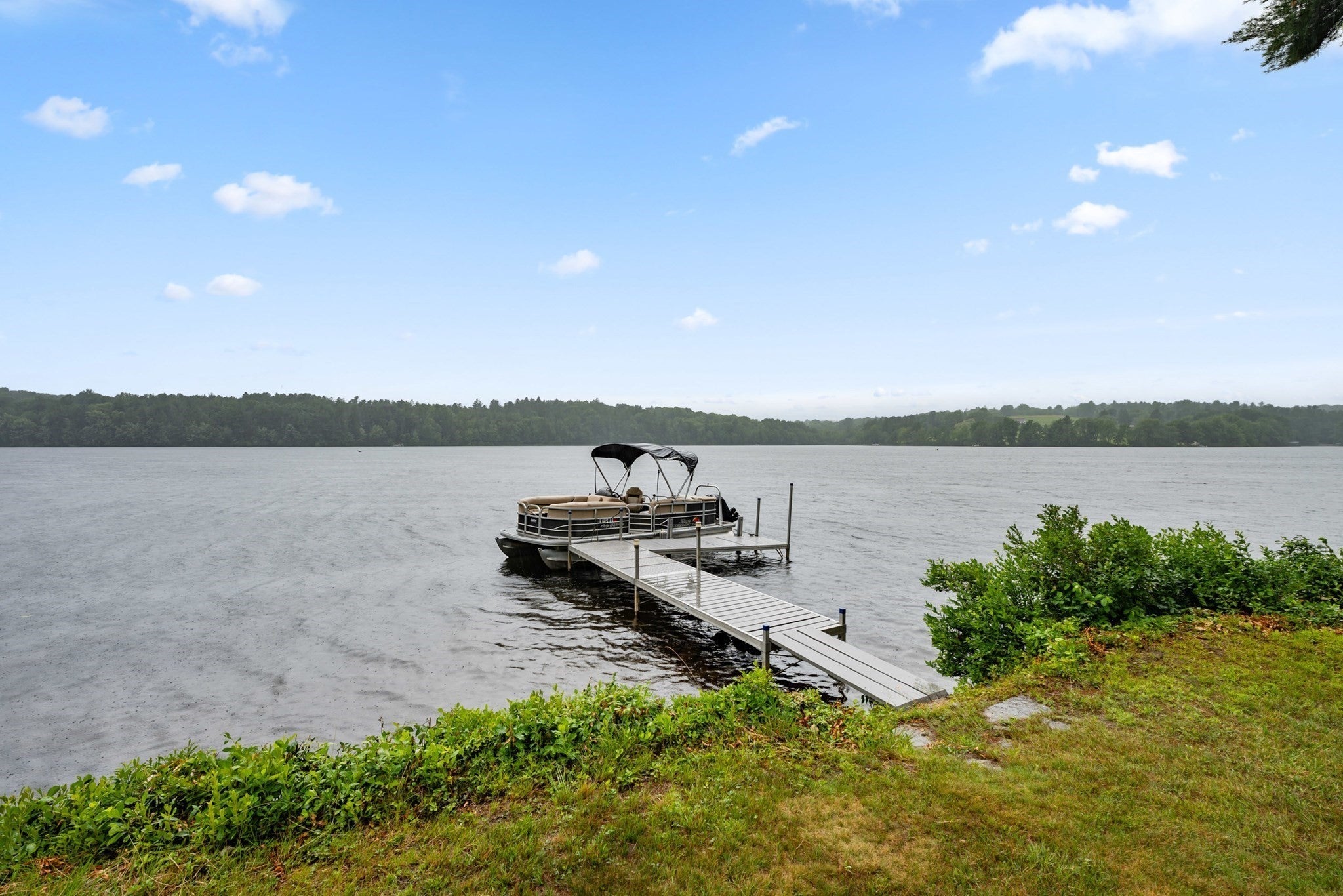 14 Demond Pond Row